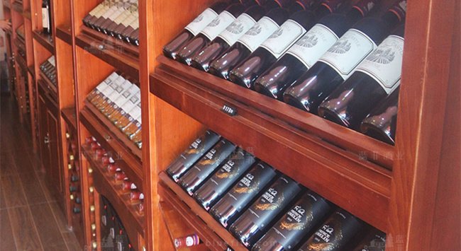 開(kāi)紅酒加盟店要準備什么嗎